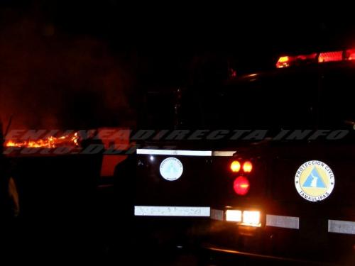 Bomberos sofocan incendios en viviendas